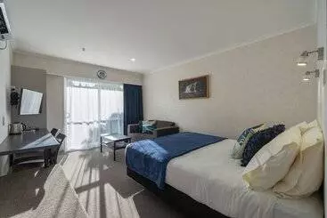 Parklands Motel & Apartments Te Anau