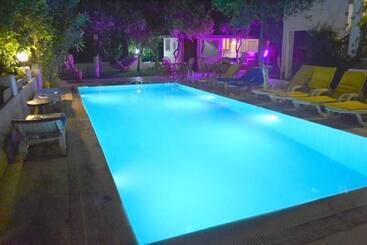 Aparthotel Ipek Hotel Camyuva