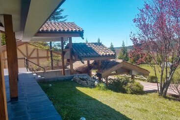 Hostel Oso Pardo Superior