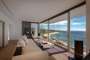 Aamiaismajoitus (B&B) Villa Mathesis  Adults Only