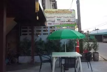 ペンション Srisin Guesthouse