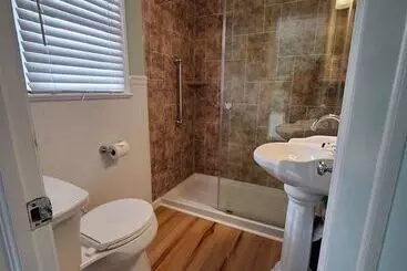 Hostelli Island Motel Obx