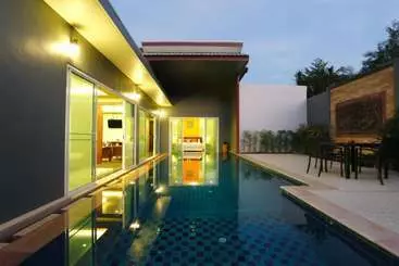 Turista apartmanok Sudee Villa