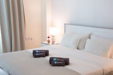 Жильё для туристов Higuests Vacation Homes  Marina Crown