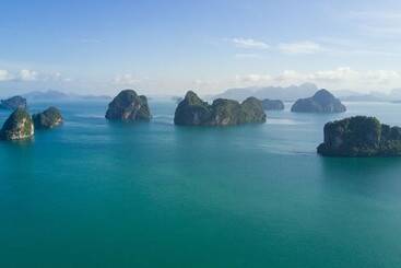 ホテル 9 Hornbills Tented Camp