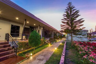 هتل Mossview Resort