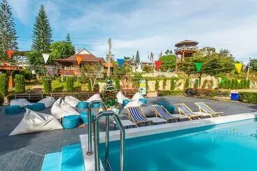 Hotel Mossview Resort