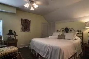Bed and Breakfast The Olive Tree Court