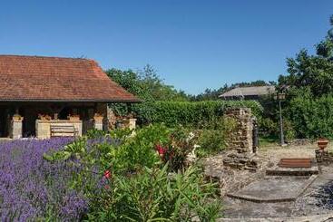 דירות לתיירים Domaine De La Licorne