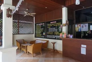 هتل Cousin Resort Khao Lak