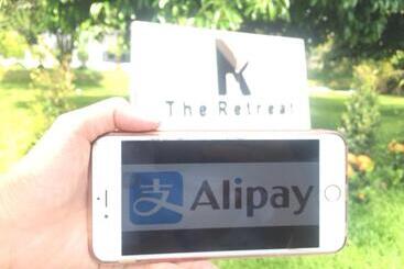 ホテル The Retreat Khaolak Resort Sha Extra Plus