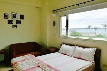 تختخواب و صبحانه Sunshine Guest House