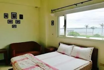 تختخواب و صبحانه Sunshine Guest House