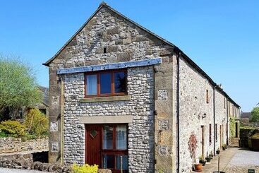 Chestnut Farm Holiday Cottages