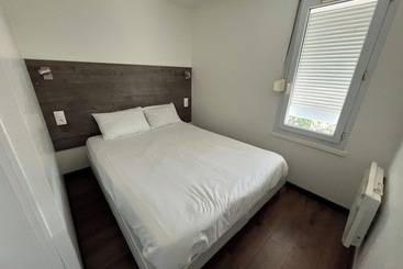 هتل Fasthôtel La Roche Sur Yon