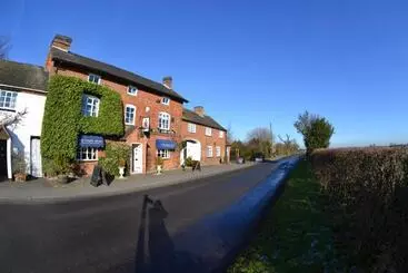 ホテル The Royal Arms