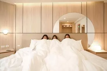 Pensió Bedline Hotel   Sha Certified