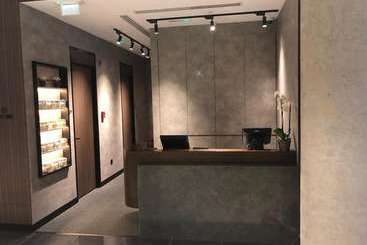 Aerotel Abu Dhabi T3 Arrival Transit  Hostel