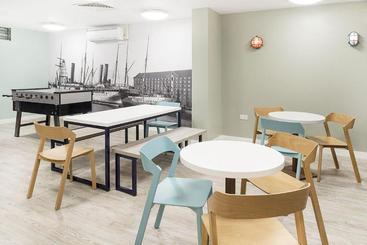 هاستل Crescent Place  Campus Accommodation