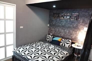 پانسیون Mu In