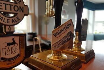 ペンション The Railway