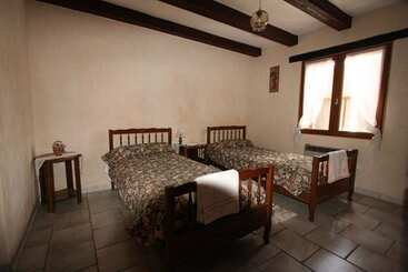 بيت ريفى Chambres D Hôtes Domaine Du Bas Chalus