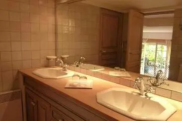 Pension Le Bastidon Saint Michel