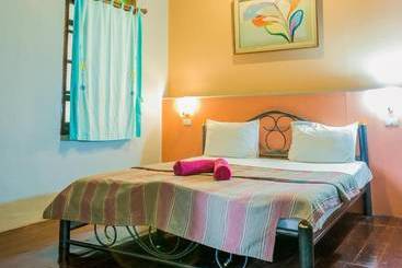 Pension Thalang Guesthouse