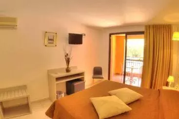 ホテル Hôtel Le Romantique