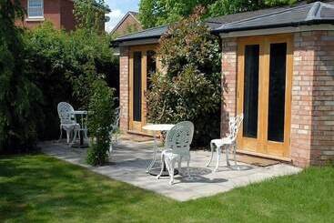 بنسيون Hopbine House