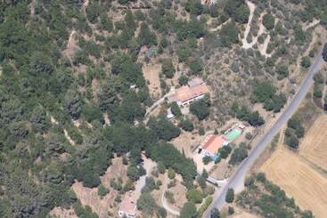 Bastide Du Rousset B&b