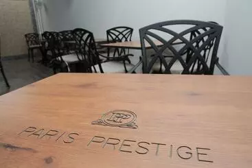 ホテル Paris Prestige