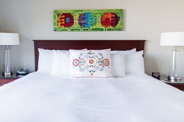 Hotel Whale Cove Inn