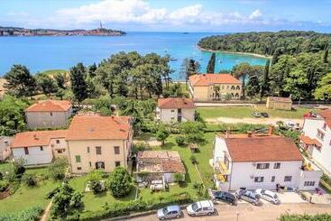 Apartment Complex Silva Rovinj