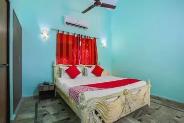 Hotel Tapasya Yoga And Resort