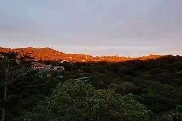 ユースホステル Mora's Place B&b