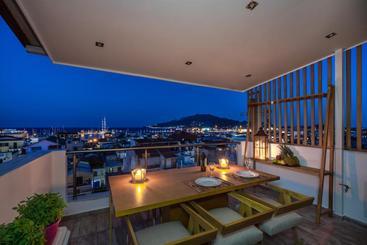 هتل Azante Boutique Suites