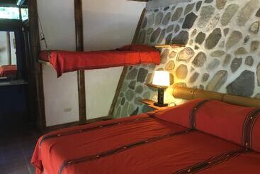 هتل Reserva Natural Atitlan