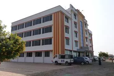 ホテル Sai Shraddha