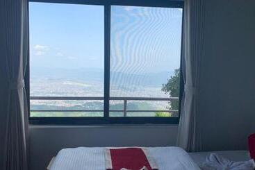 هتل Pristine Himalaya