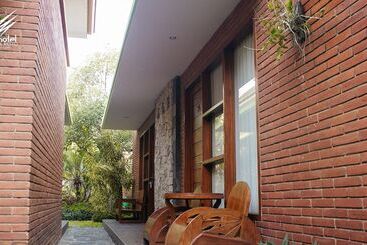 Hotel Rumput  Resort & Resto