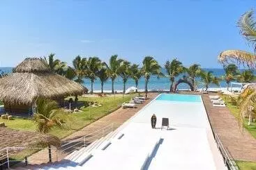 ホテル Socialtel Mancora   Formerly Selina Mancora