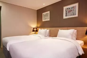 Hotelli New Raon Stay