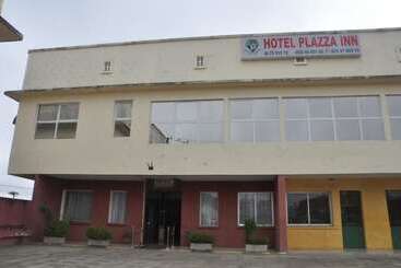 هتل Plazza Inn