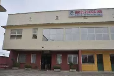 هتل Plazza Inn