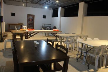 Jrm Travel And Lounge   Hostel