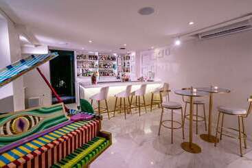 Отель Umbral, A Curio Collection By Hilton