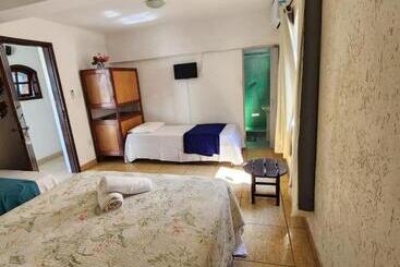 Отель Pousada Santa Monica