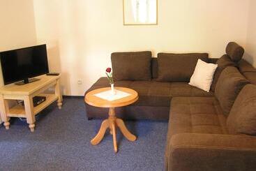 בית מלון כפרי Růže