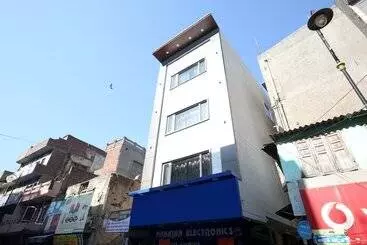 Oyo 24501 Hotel Forever Inn